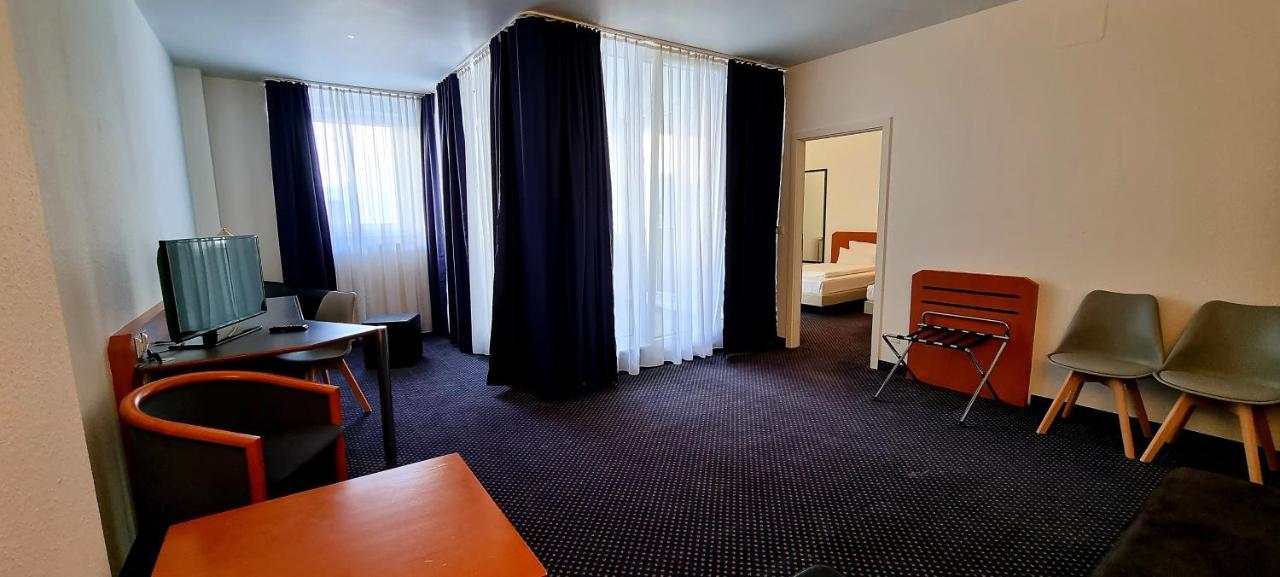 Exo Square Heidelberg/Schwetzingen - By Superfly Hotels Luaran gambar