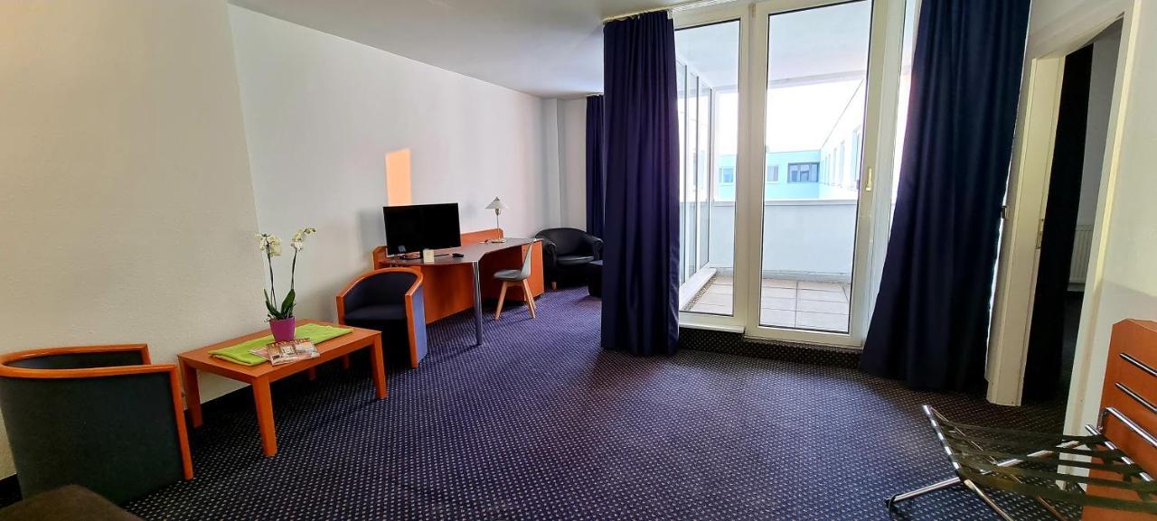 Exo Square Heidelberg/Schwetzingen - By Superfly Hotels Luaran gambar